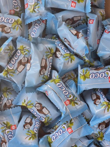 Mr Coco Jutrzenka Dobre Miasto 1 kg Kokosowe Praliny w Czekoladzie z Polski