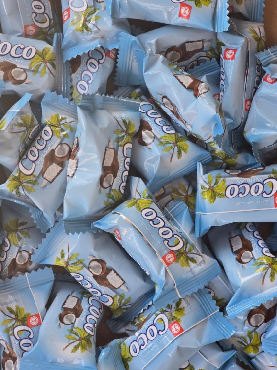 Mr Coco Jutrzenka Dobre Miasto 1 kg Kokosowe Praliny w Czekoladzie z Polski